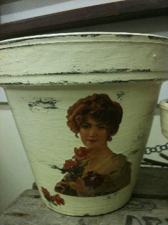 shabby white painted pot